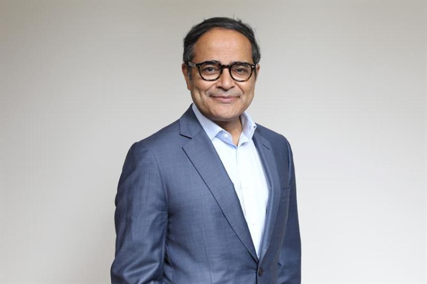 Dr Ashish Diwan